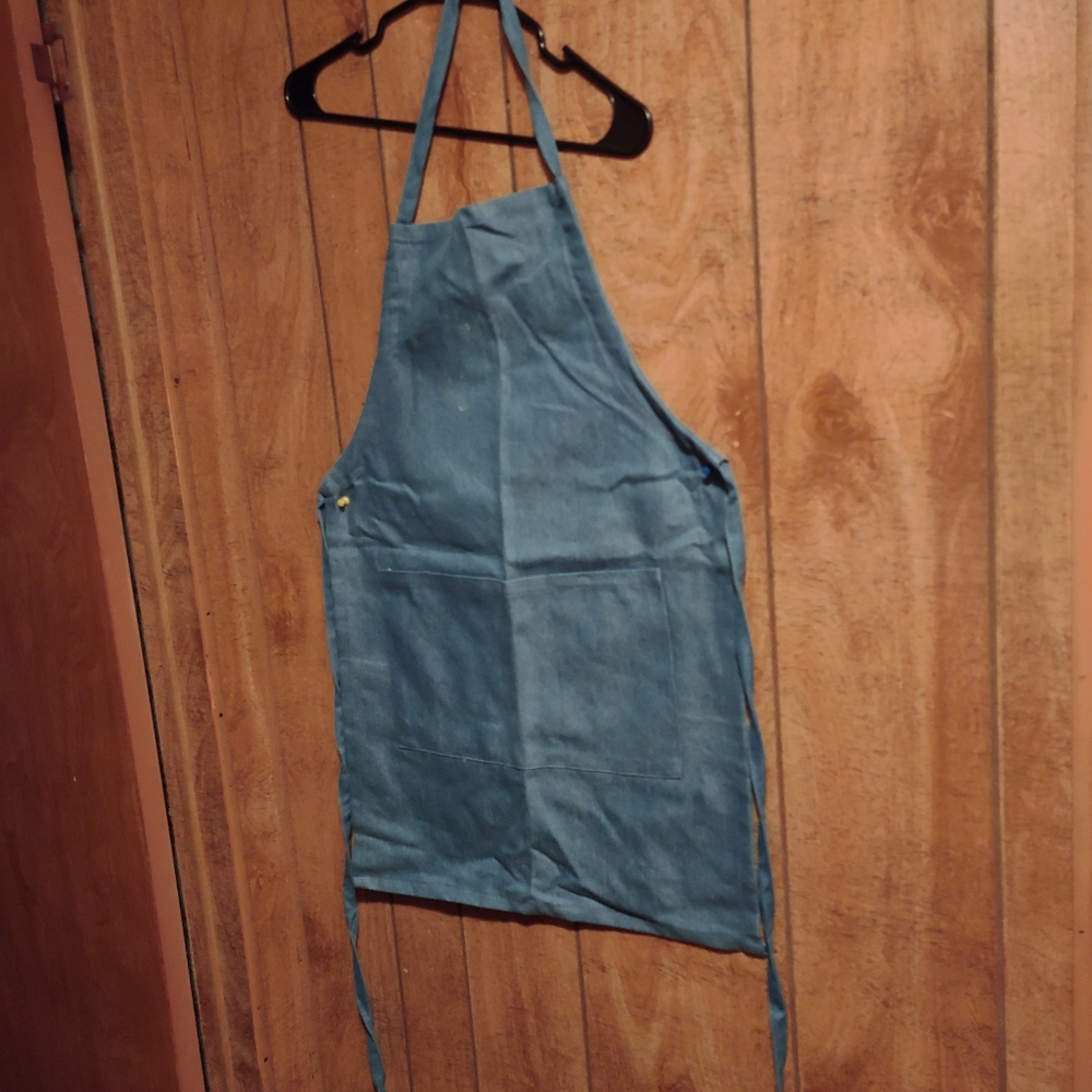 BRAND NEW!!! COBRA DENIM BIB APRON.
